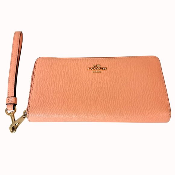 Coach Peach Leather Wristlet Wallet With Gold Hardware Zip Around Closure - Picture 2 of 16